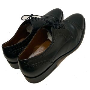 11 / Johnston & Murphy Black Oxford Shoes